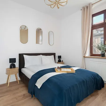 Przytulny Apartmanet Blisko Rynku By Renters