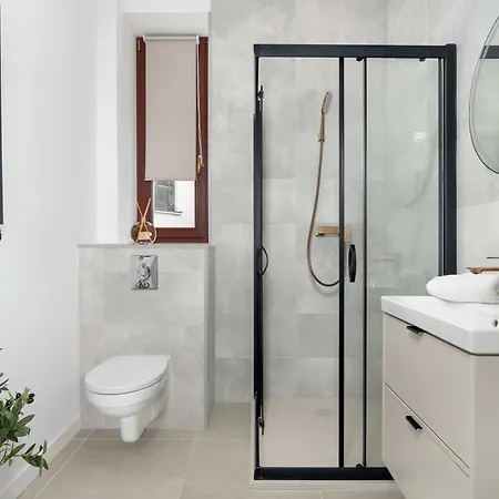 Przytulny Apartmanet Blisko Rynku By Renters