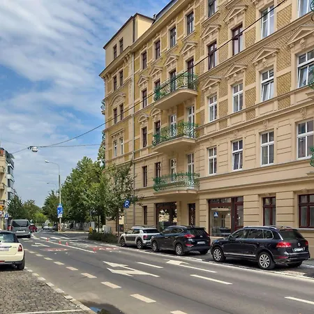 شقة Przytulny Apartmanet Blisko Rynku By Renters بوزنان